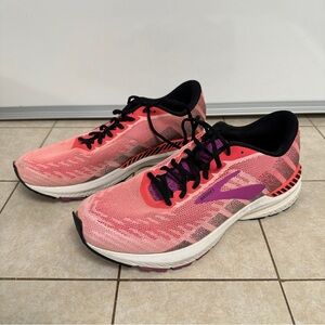 Brooks Womens Ravenna 10 Running Shoe - Coral/Purple/Black - size 8.5